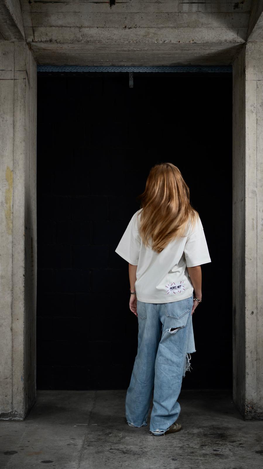 BRUSH TEE