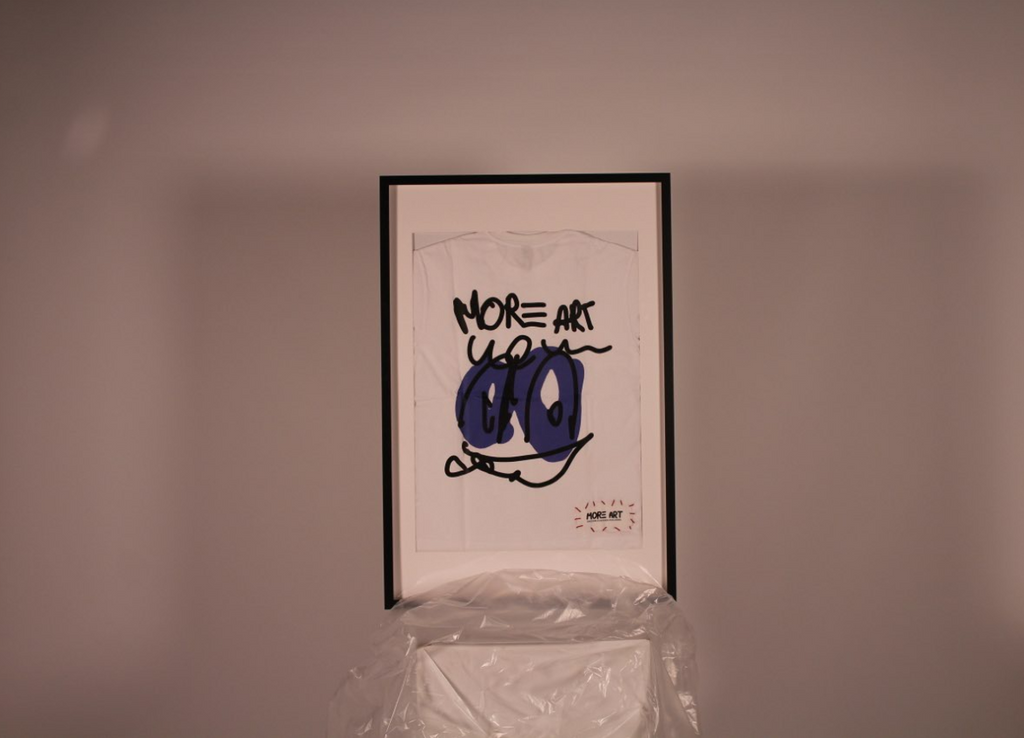 More Art smile T-shirt