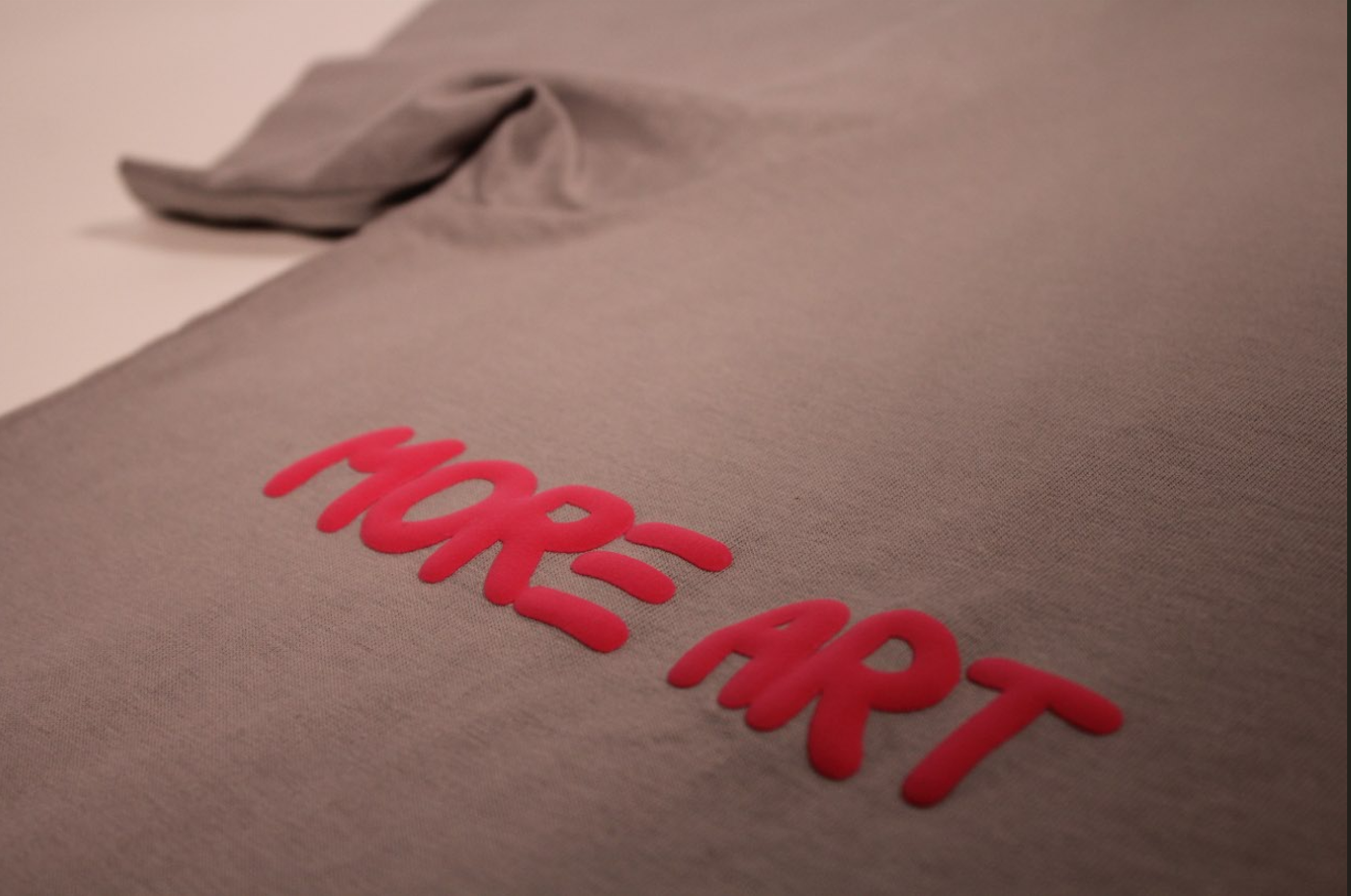 More Art red logo T-shirt